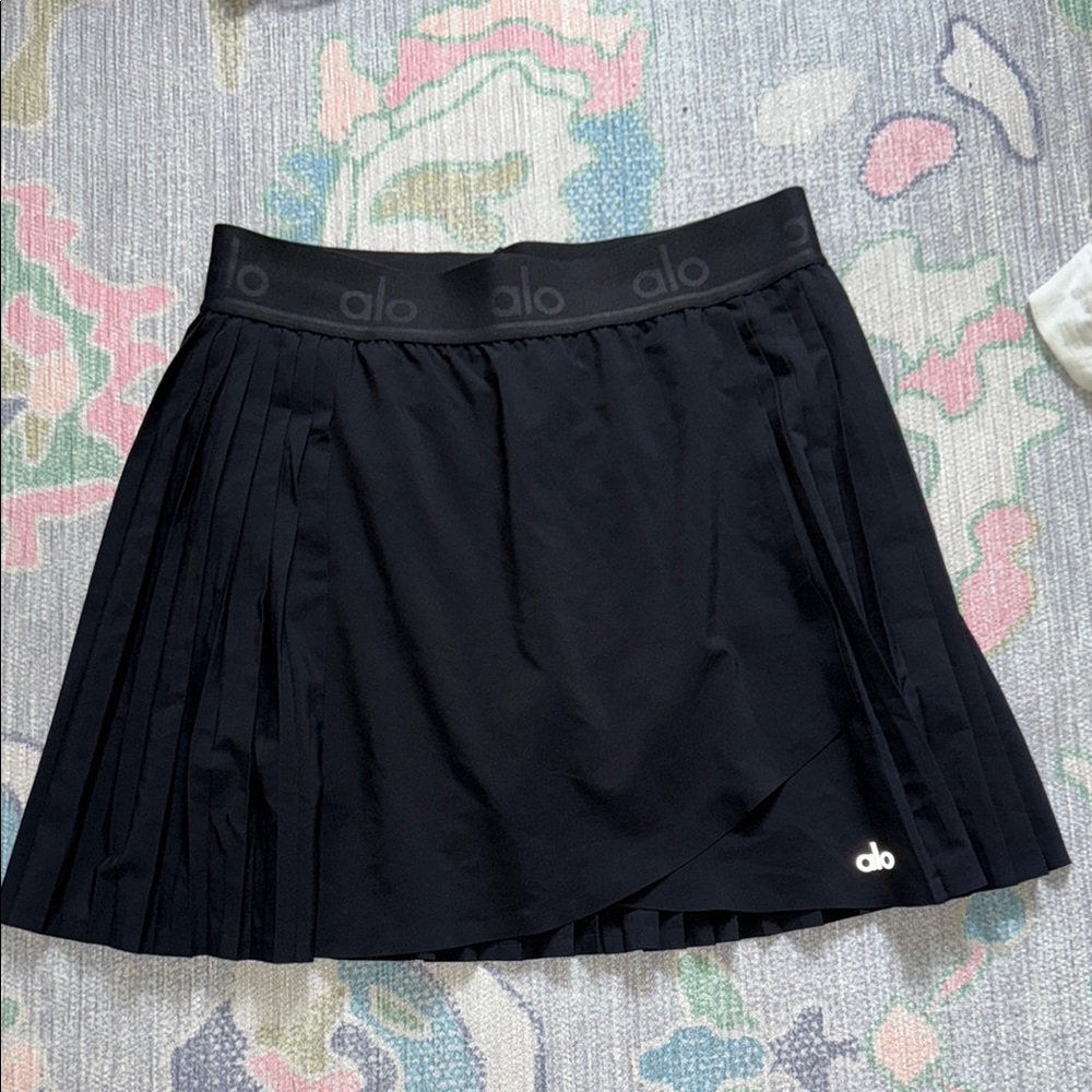 ALO Yoga Black Tennis Skirt size L
